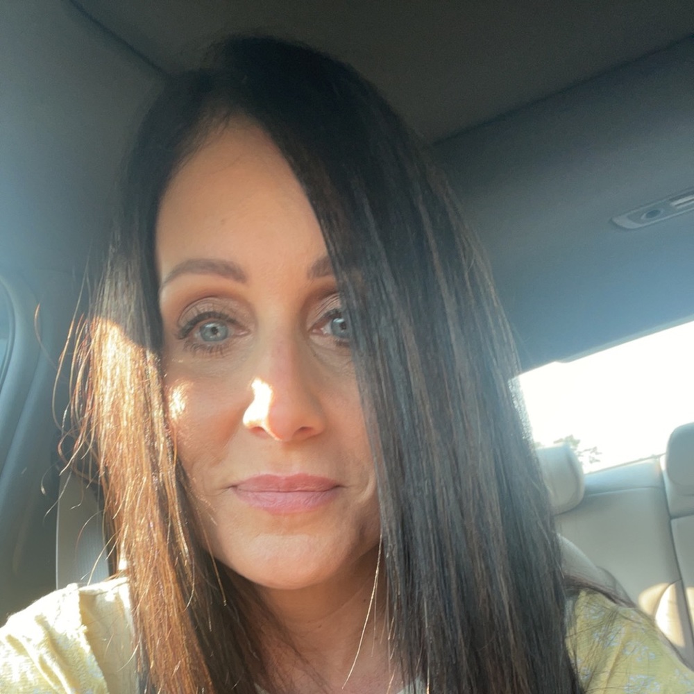 Meet your Posher, Angie
